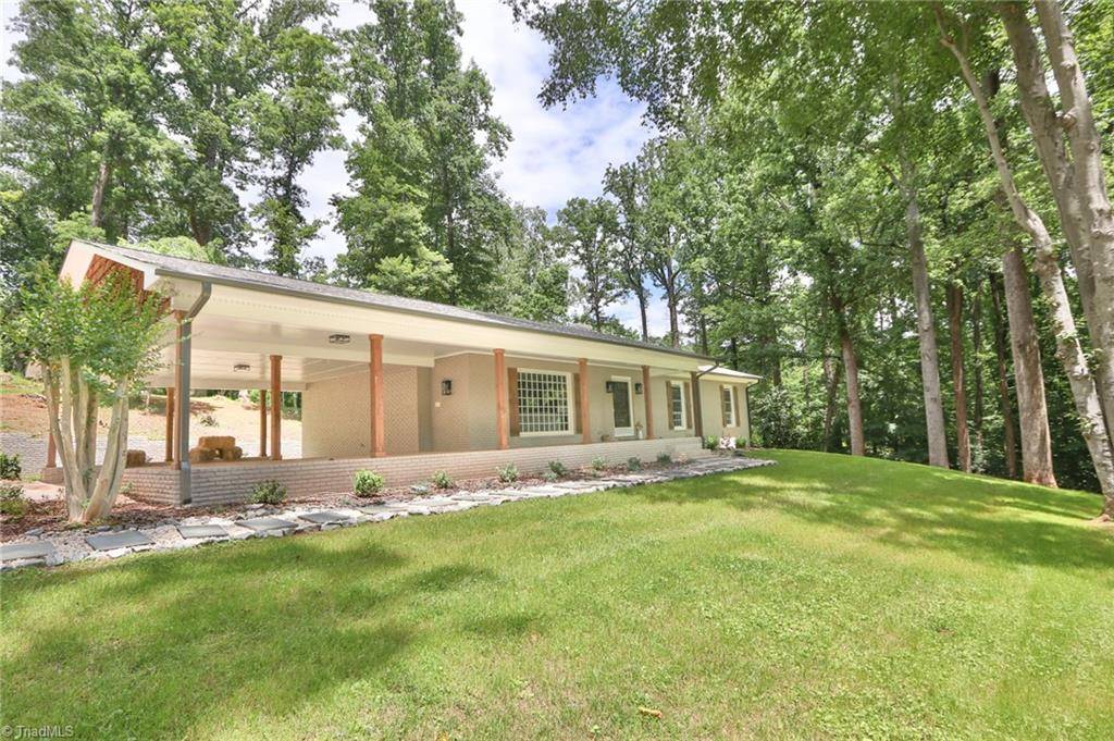 125 Dutchman Creek RD, Elkin, NC 28621