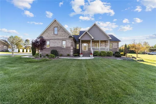 5050 Old Greensboro RD, Randleman, NC 27317