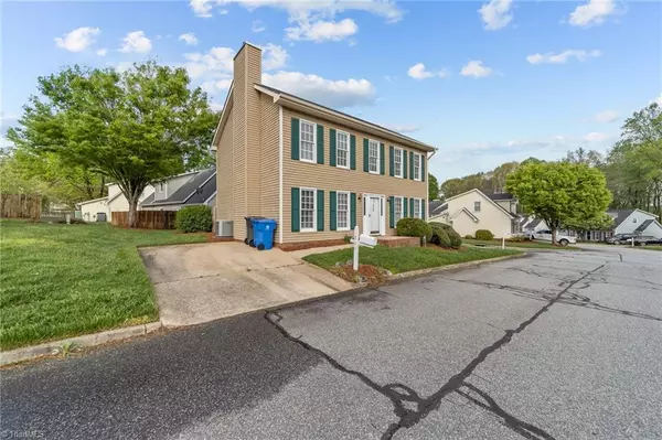 Kernersville, NC 27284,320 Brookside CT