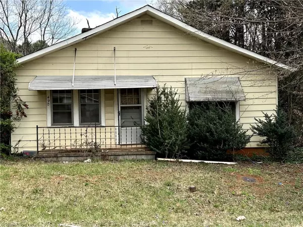 490 Wayside DR, Winston-salem, NC 27107