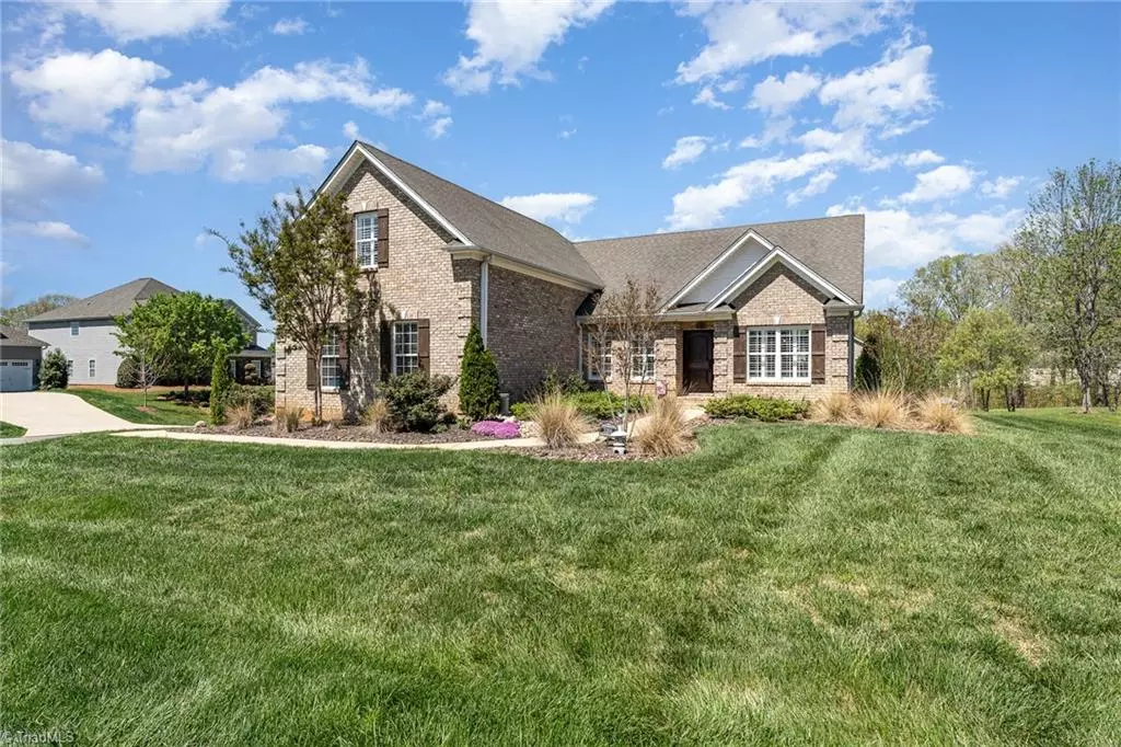 Walkertown, NC 27051,3201 Knoll Ridge DR