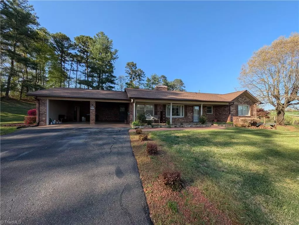 Dobson, NC 27017,648 Union Cross RD