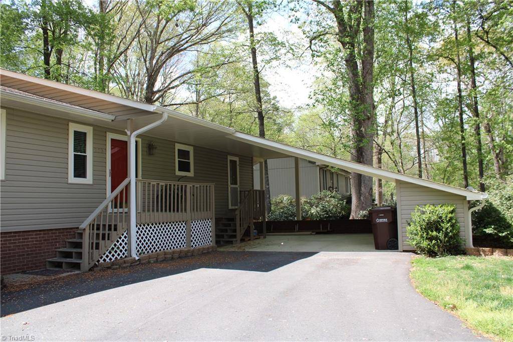 Advance, NC 27012,203 Brentwood DR