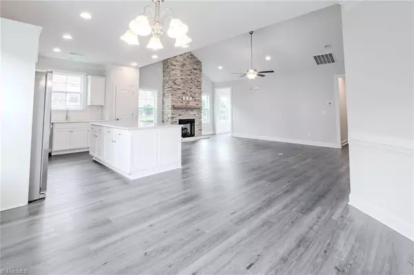 Winston-salem, NC 27127,2103 Friedberg Village DR