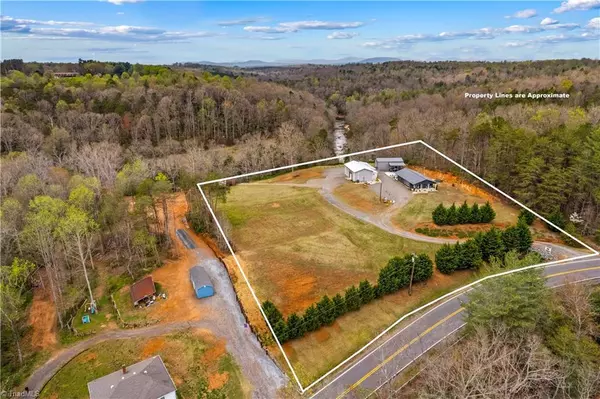Hiddenite, NC 28636,1595 Cheatham Ford RD