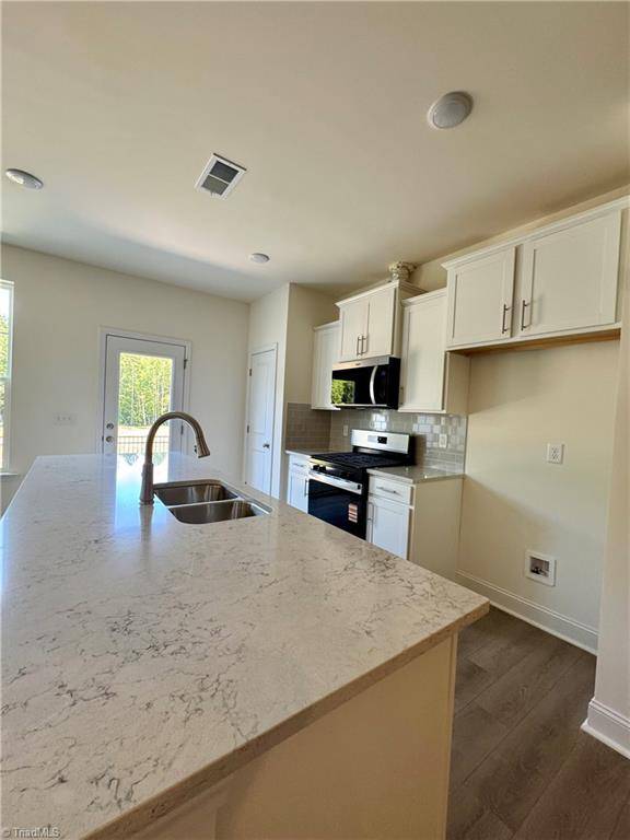 Mebane, NC 27302,1247 Hammond DR