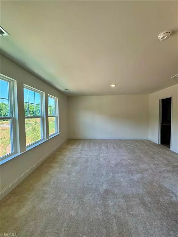 Mebane, NC 27302,1243 Hammond DR