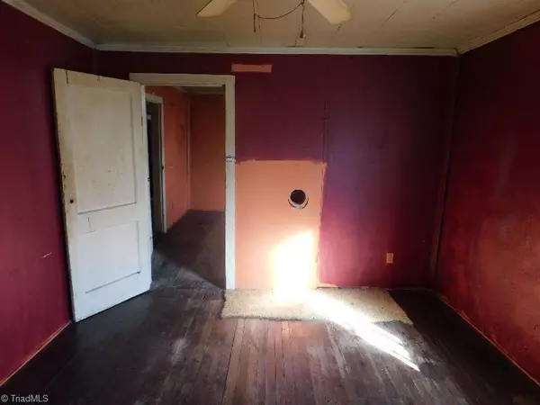 Browns Summit, NC 27214,7412 Friendship Church RD