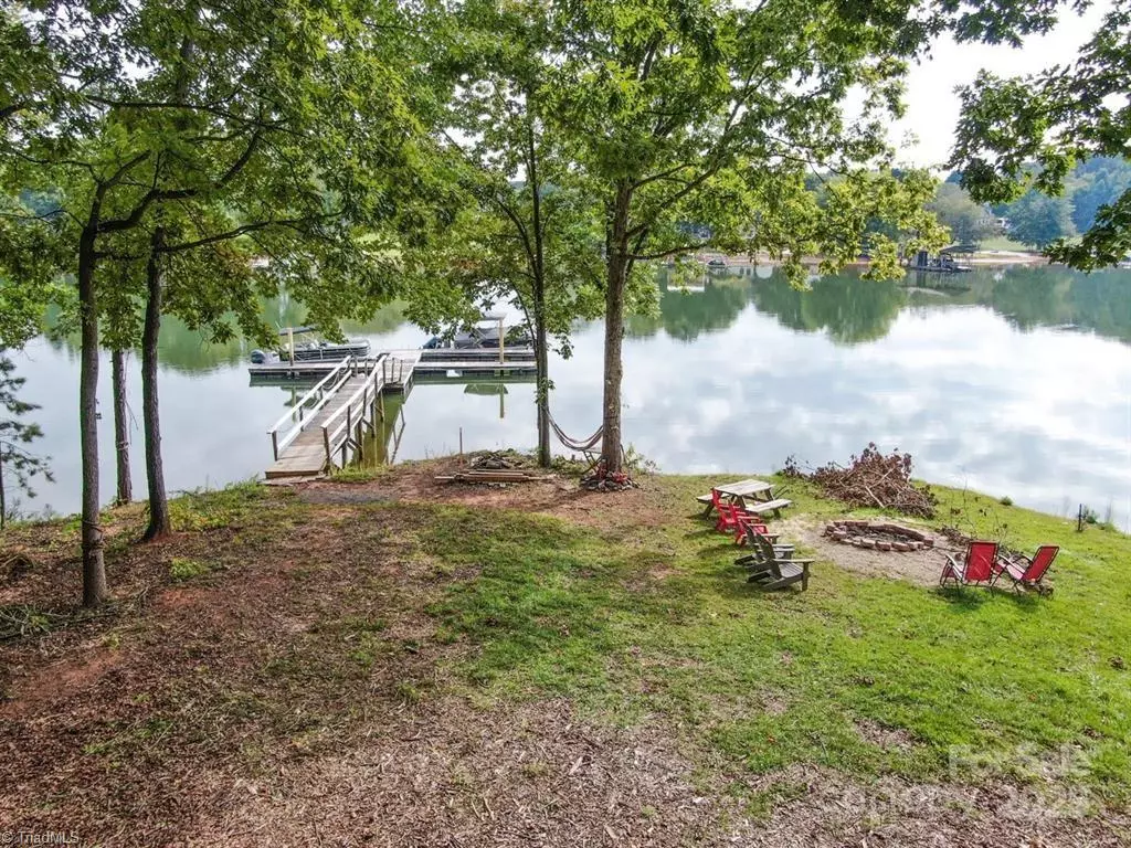 Mooresville, NC 28117,145 Bridle path LN