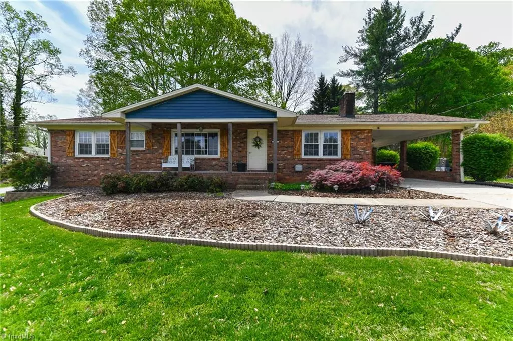 Kernersville, NC 27284,1051 Foxfire RD