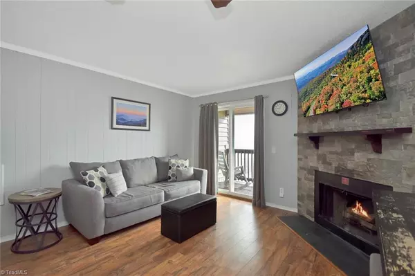 Beech Mountain, NC 28604,301 Pinnacle Inn RD #3130