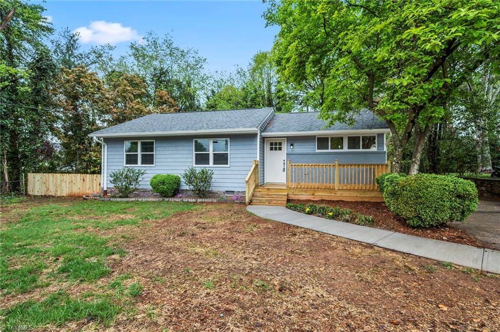 Winston-salem, NC 27103,2867 Hermitage DR