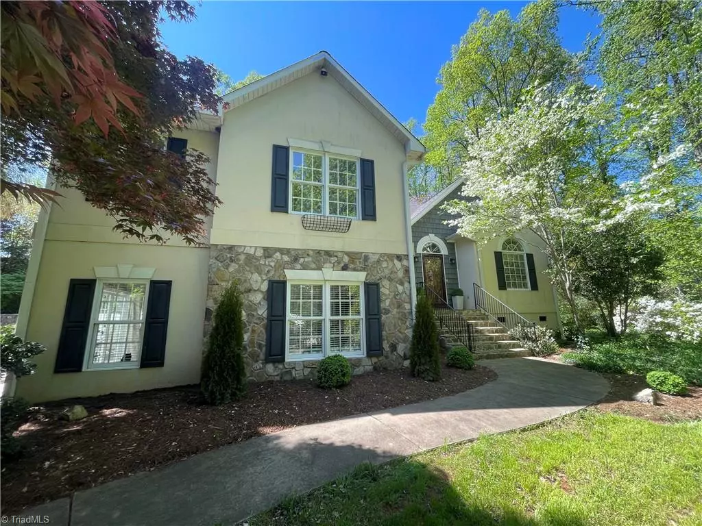Thomasville, NC 27360,497 Hunting Ridge DR W