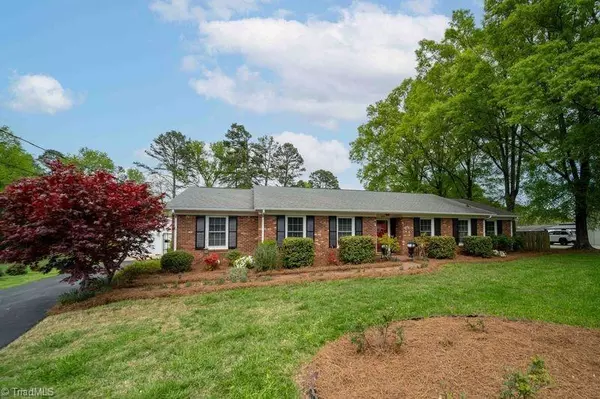Kernersville, NC 27284,806 Branchwood DR