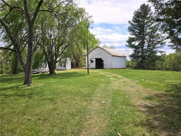 Siloam, NC 27047,113 Kudzu Creek TRL