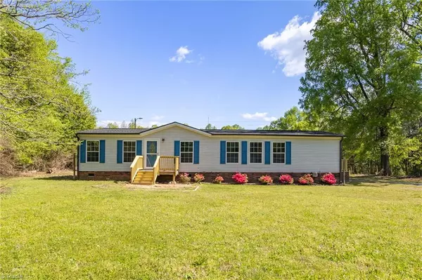 338 W Steeple Chase RD, Greensboro, NC 27406