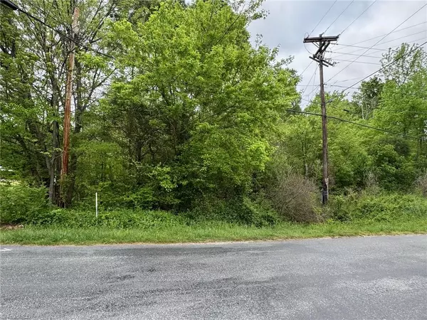 Thomasville, NC 27360,539 Lakeview DR