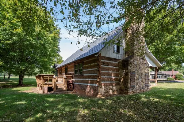 Mocksville, NC 27028,673 Salisbury ST