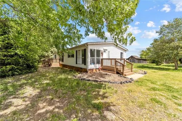 Oak Ridge, NC 27310,8321 Haw River RD