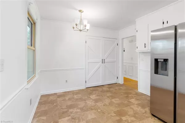 Pfafftown, NC 27040,1483 Runabout RD