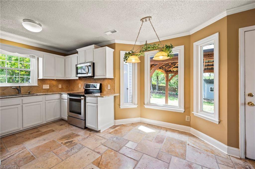 Kernersville, NC 27284,1804 Larkhill CT