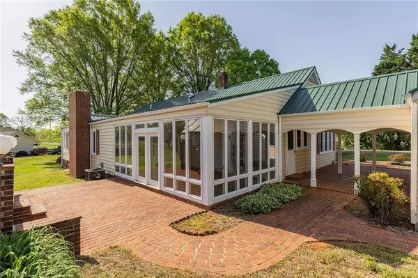 Millers Creek, NC 28651,281 Alonzo Mcneil DR