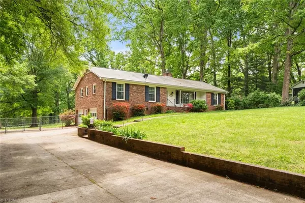 Pfafftown, NC 27040,1010 Vienna Forest DR