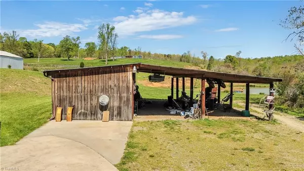 Hays, NC 28635,2435 Traphill RD