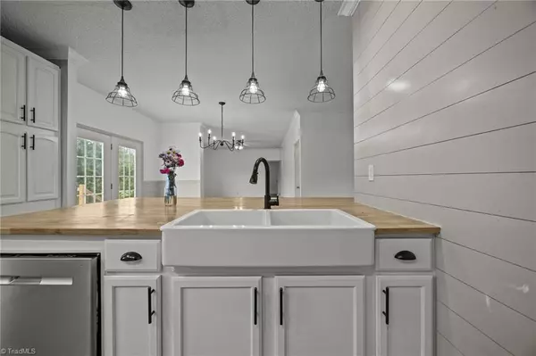 Walnut Cove, NC 27052,1020 Indian Trail RD