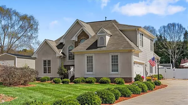 Oak Ridge, NC 27310,2716 Colton DR