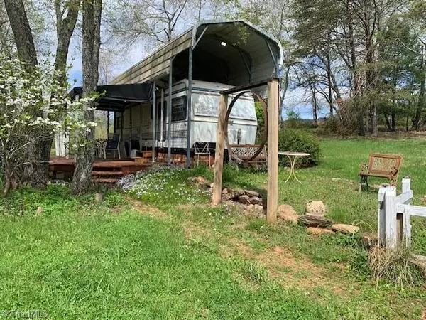 Ararat, VA 24053,1015 Blossom View RD