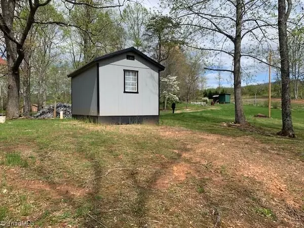 Ararat, VA 24053,1015 Blossom View RD