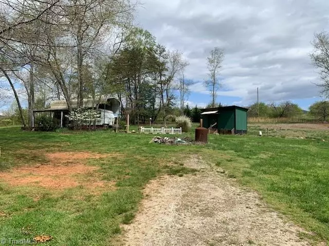 Ararat, VA 24053,1015 Blossom View RD