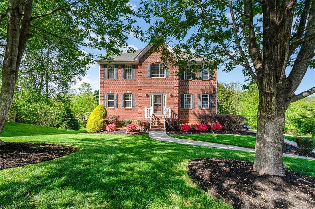 135 Lonetree CIR, Advance, NC 27006