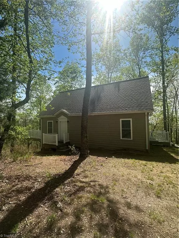 Traphill, NC 28685,272 Grandview CIR