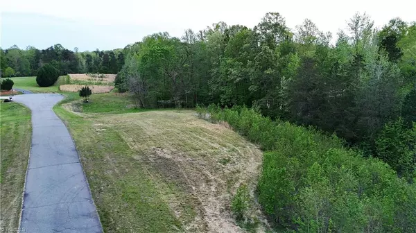 Yanceyville, NC 27379,618 Crystal Cove LN