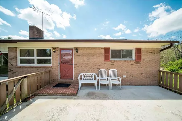 Elkin, NC 28621,1405 Austin Traphill RD