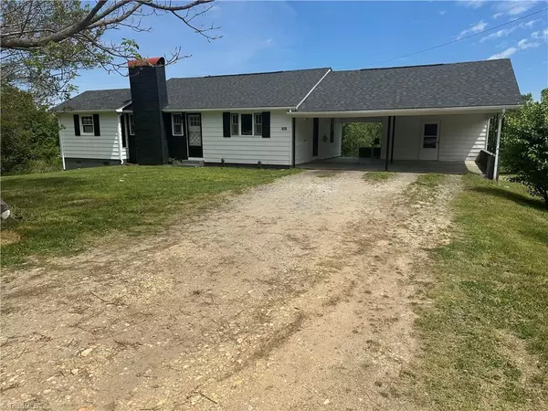 976 McKinney RD, Mount Airy, NC 27030