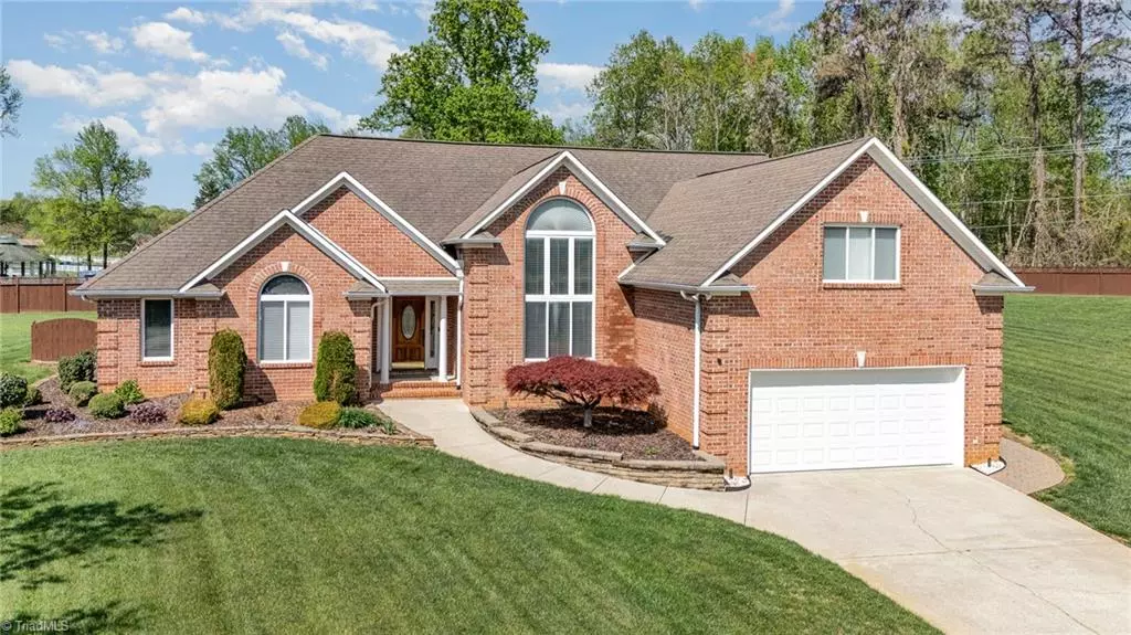 Oak Ridge, NC 27310,593 Carson Ridge DR