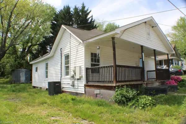 413 Junction ST, Mount Airy, NC 27030