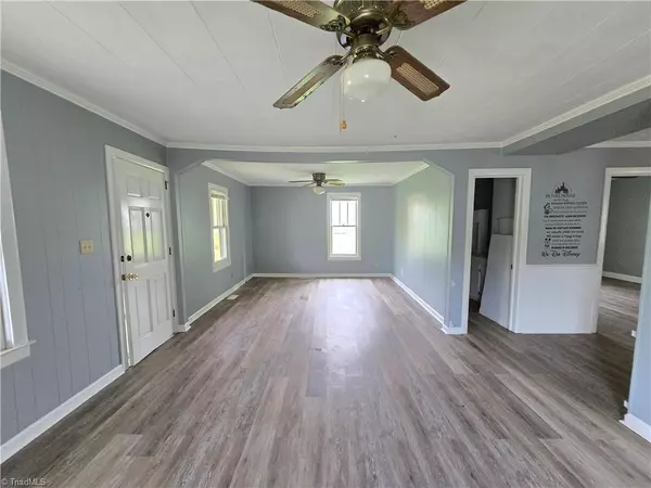 Thomasville, NC 27360,607 Sullivan ST