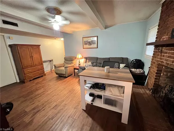 Archdale, NC 27263,5899 Ashbrook CIR