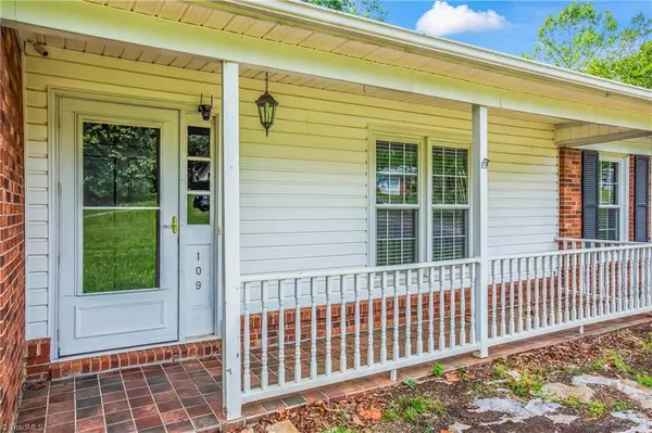 King, NC 27021,109 Stokes Forest DR