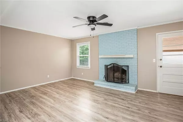 King, NC 27021,109 Stokes Forest DR