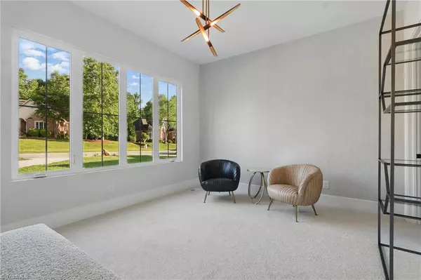 Burlington, NC 27215,833 Dunleigh DR