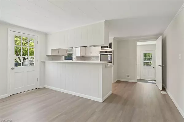 Winston-salem, NC 27105,1616 Sanford DR