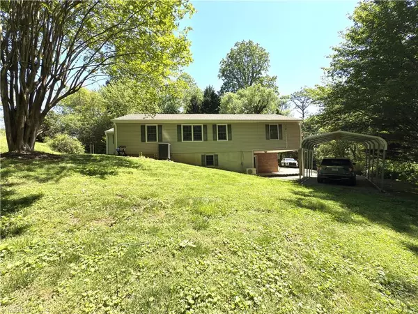 Elkin, NC 28621,191 Valleyview ST