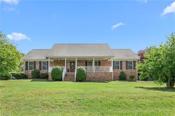 1199 Cesar CT, Graham, NC 27253