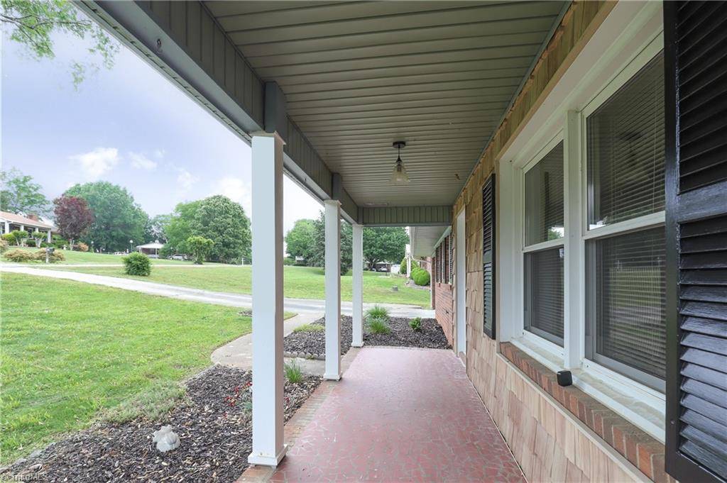 Winston-salem, NC 27127,429 Mendenhall DR