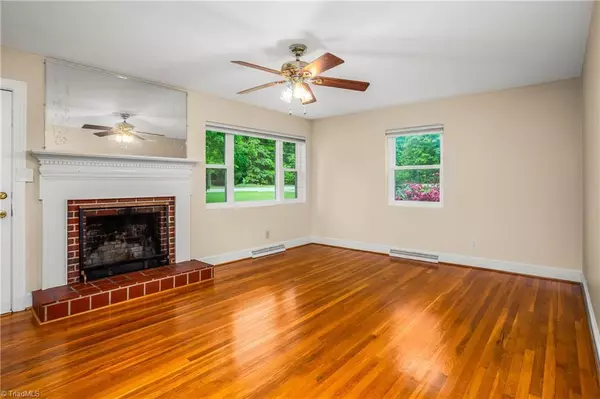 Hamptonville, NC 27020,2804 US Highway 21